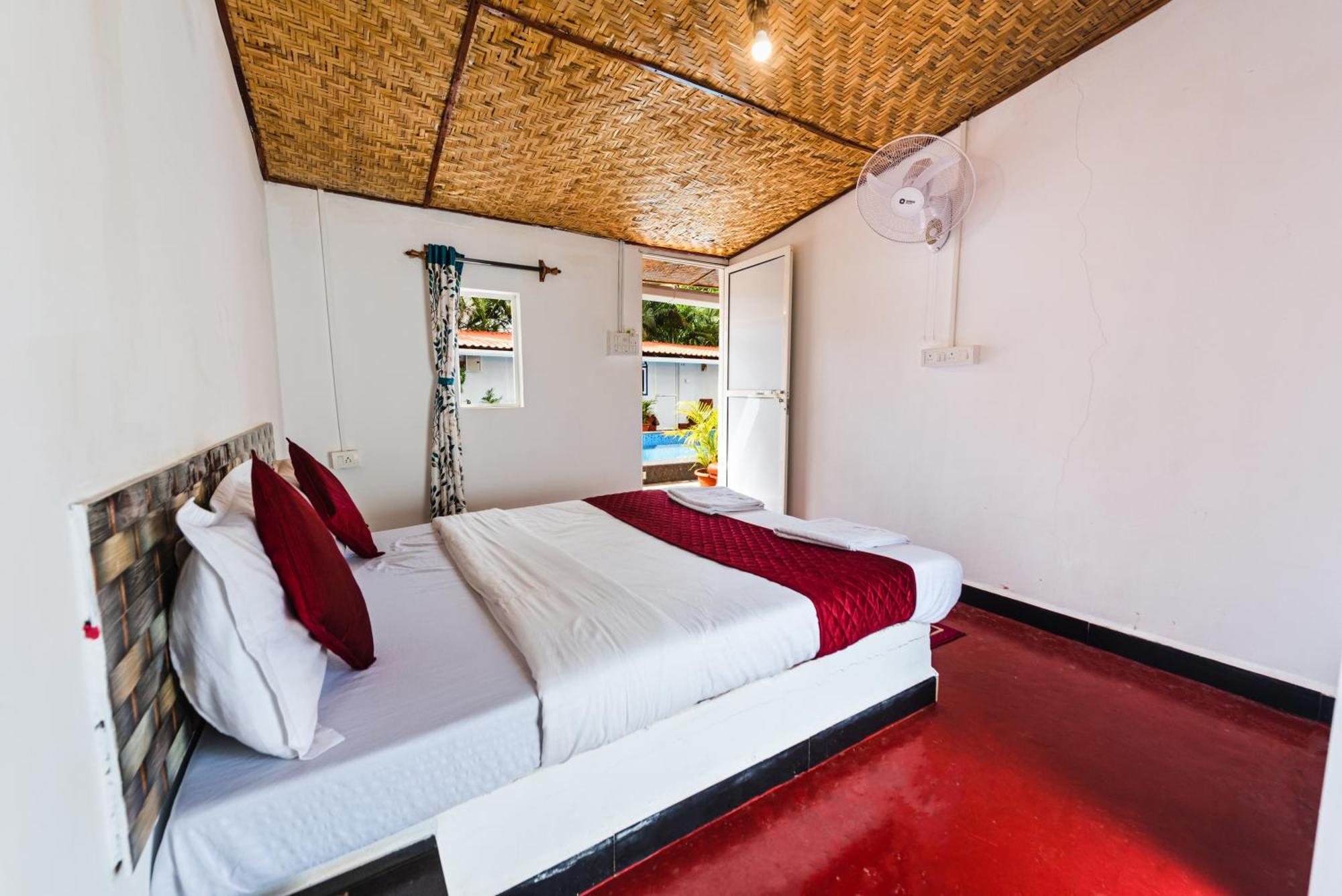 Hotel La Paulo'S Near Beach Resort Морджим Экстерьер фото
