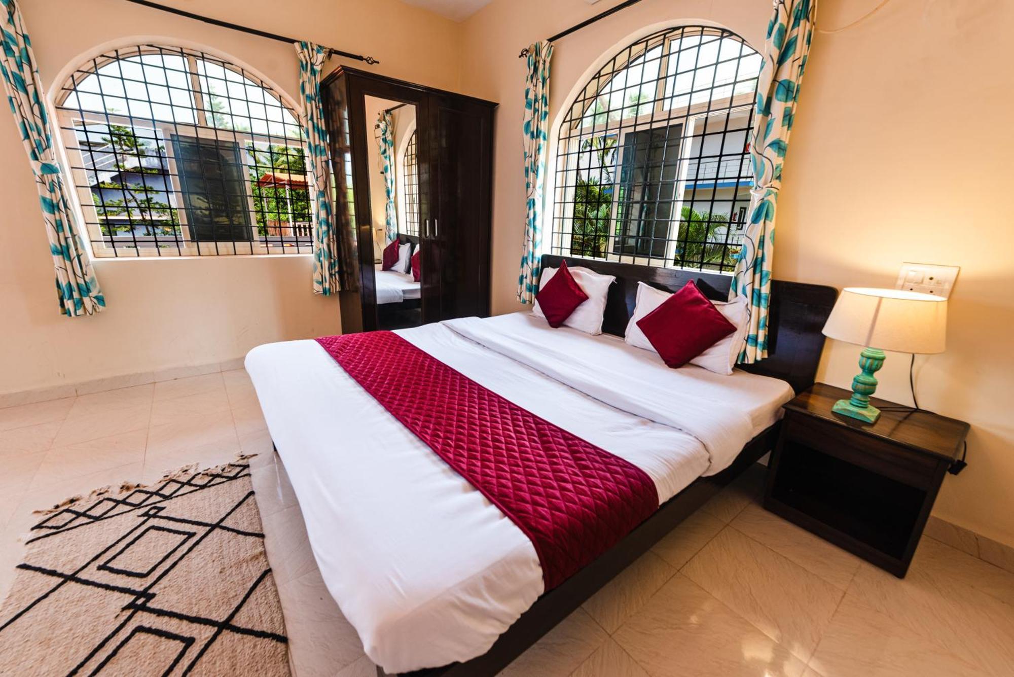 Hotel La Paulo'S Near Beach Resort Морджим Экстерьер фото